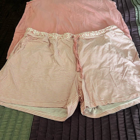 Women’s Pajamas- shorts and tanktop- XL - Picture 1 of 5